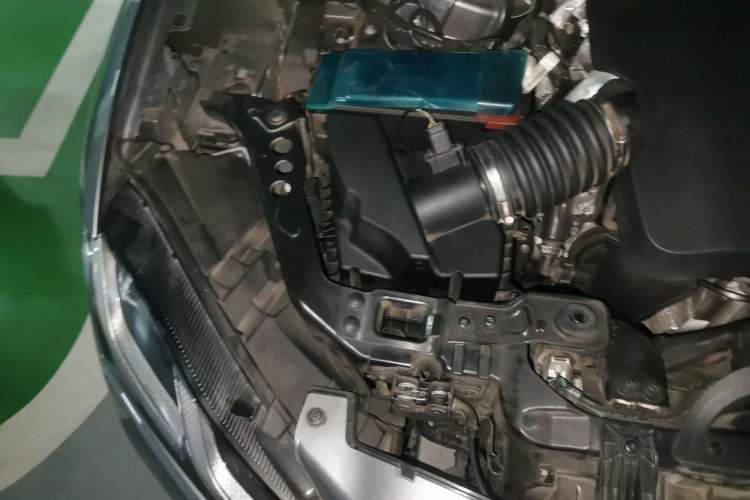 Used Jaguar F-PACE 2023 P400 SPORT Engine Bay Right