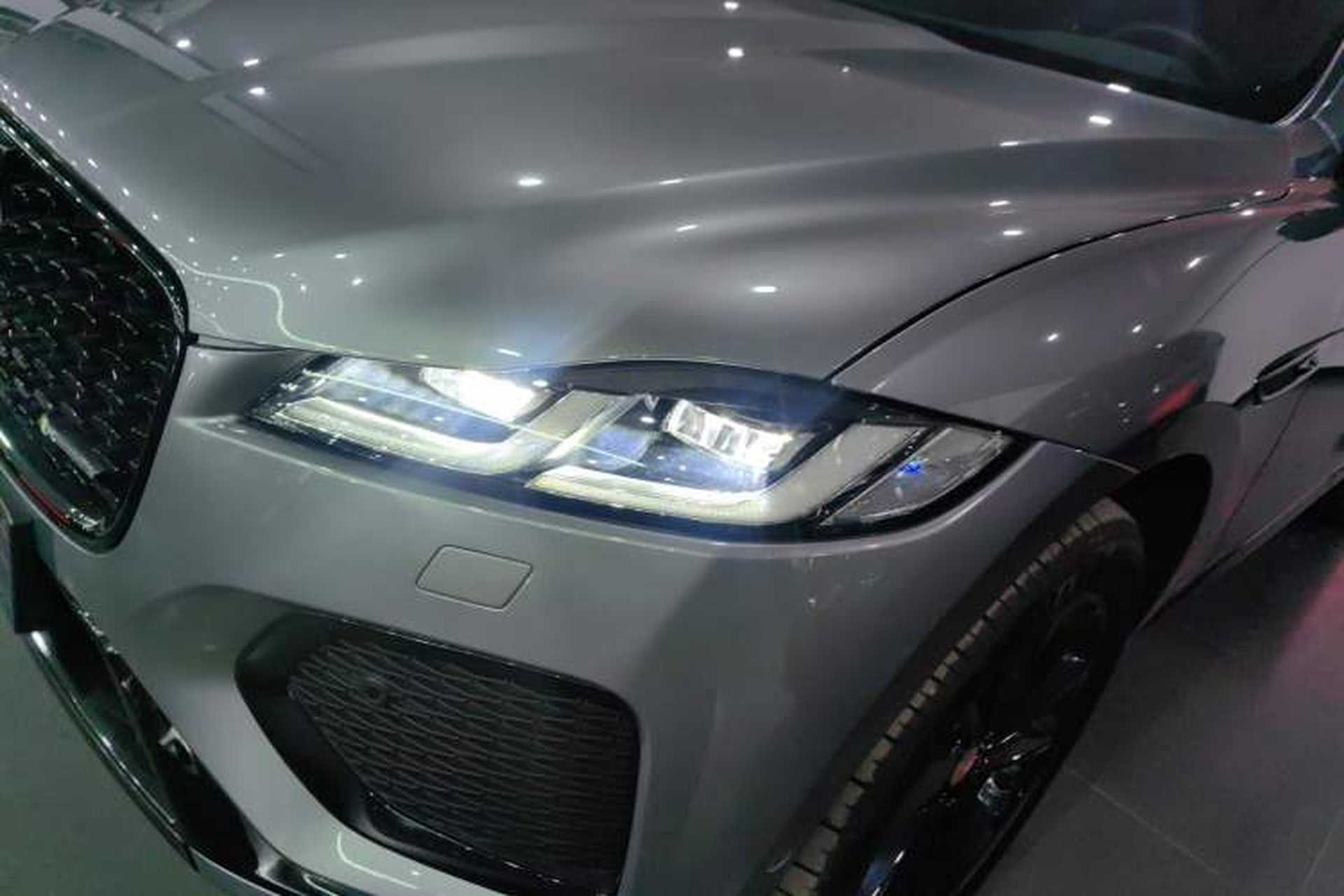 Used Jaguar F-PACE 2023 P250 R-Dynamic BLACK Left Front Headlight