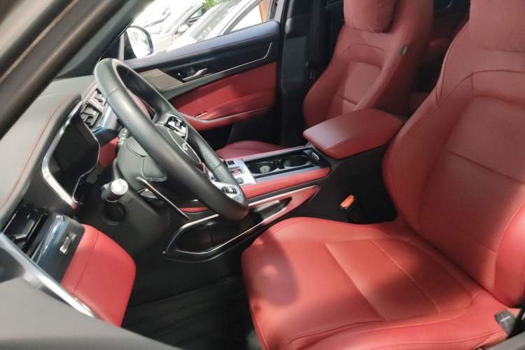 Used Jaguar F-PACE 2023 P250 R-Dynamic BLACK Left Front Seat