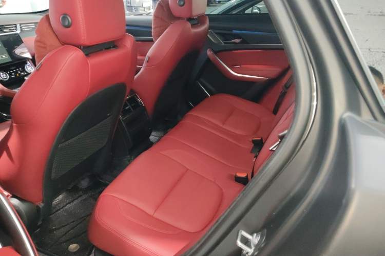 Used Jaguar F-PACE 2023 P250 R-Dynamic BLACK Left Rear Seat