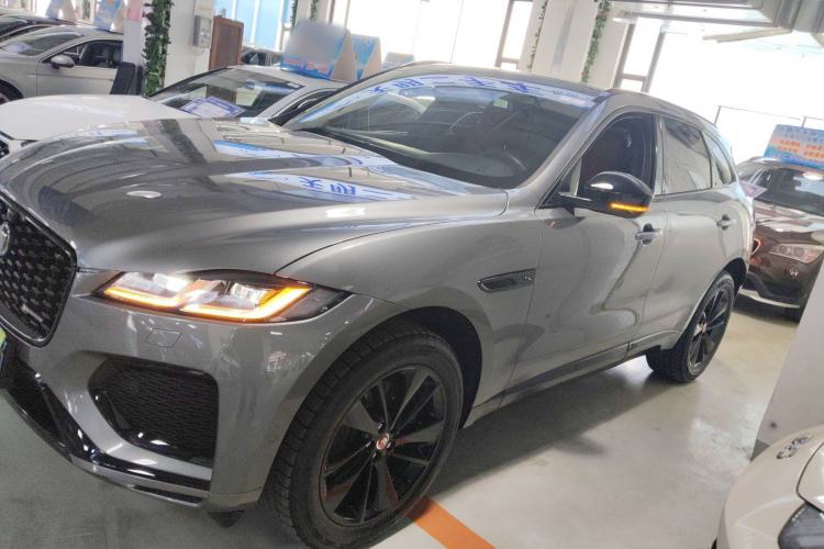 Used Jaguar F-PACE 2023 P250 R-Dynamic BLACK Left Side