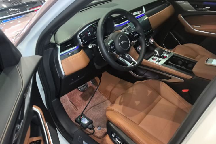 Used Jaguar F-PACE 2023 P400 SPORT Driver Seat