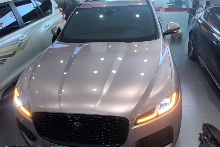 Used Jaguar F-PACE 2023 P400 SPORT Front
