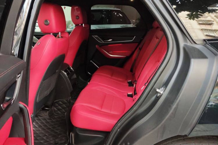 Used Jaguar F-PACE 2023 P250 R-Dynamic BLACK Interior 4