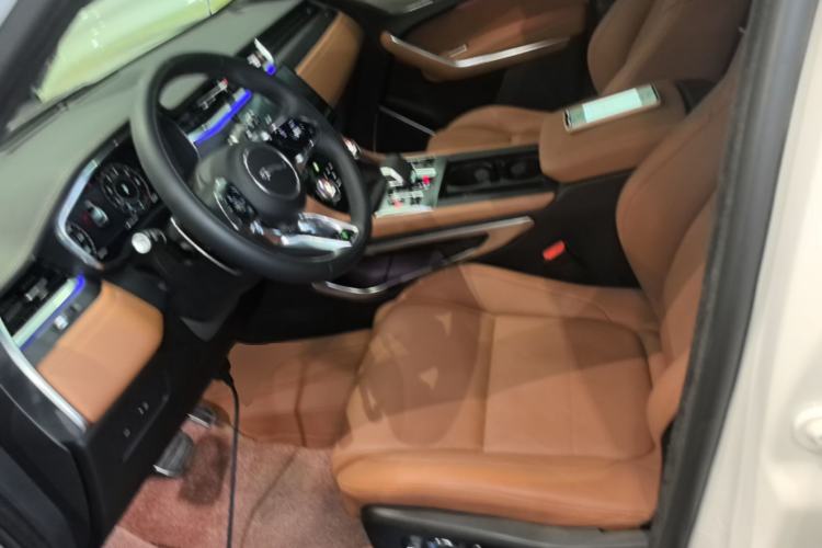 Used Jaguar F-PACE 2023 P400 SPORT Left Front Seat