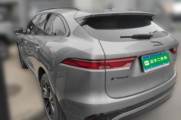 Used Jaguar F-PACE 2023 P250 R-Dynamic BLACK Rear Left 45 Deg