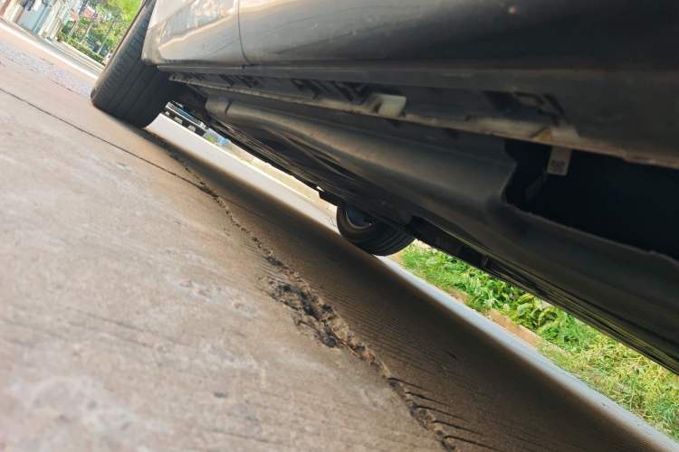 Used Jaguar F-PACE 2023 P250 R-Dynamic BLACK Chassis Rear Left