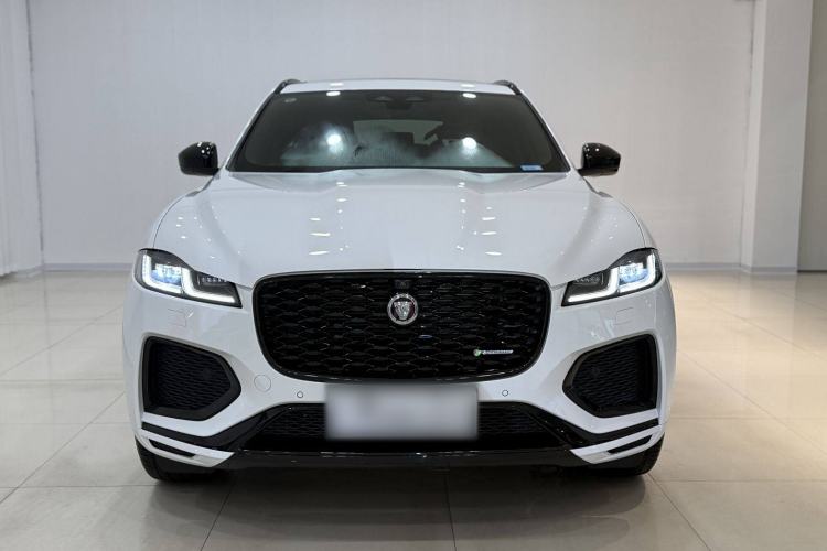 Used Jaguar F-PACE 2023 P250 R-Dynamic BLACK Exterior 3