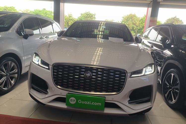 Used Jaguar F-PACE 2023 P250 HSE Front