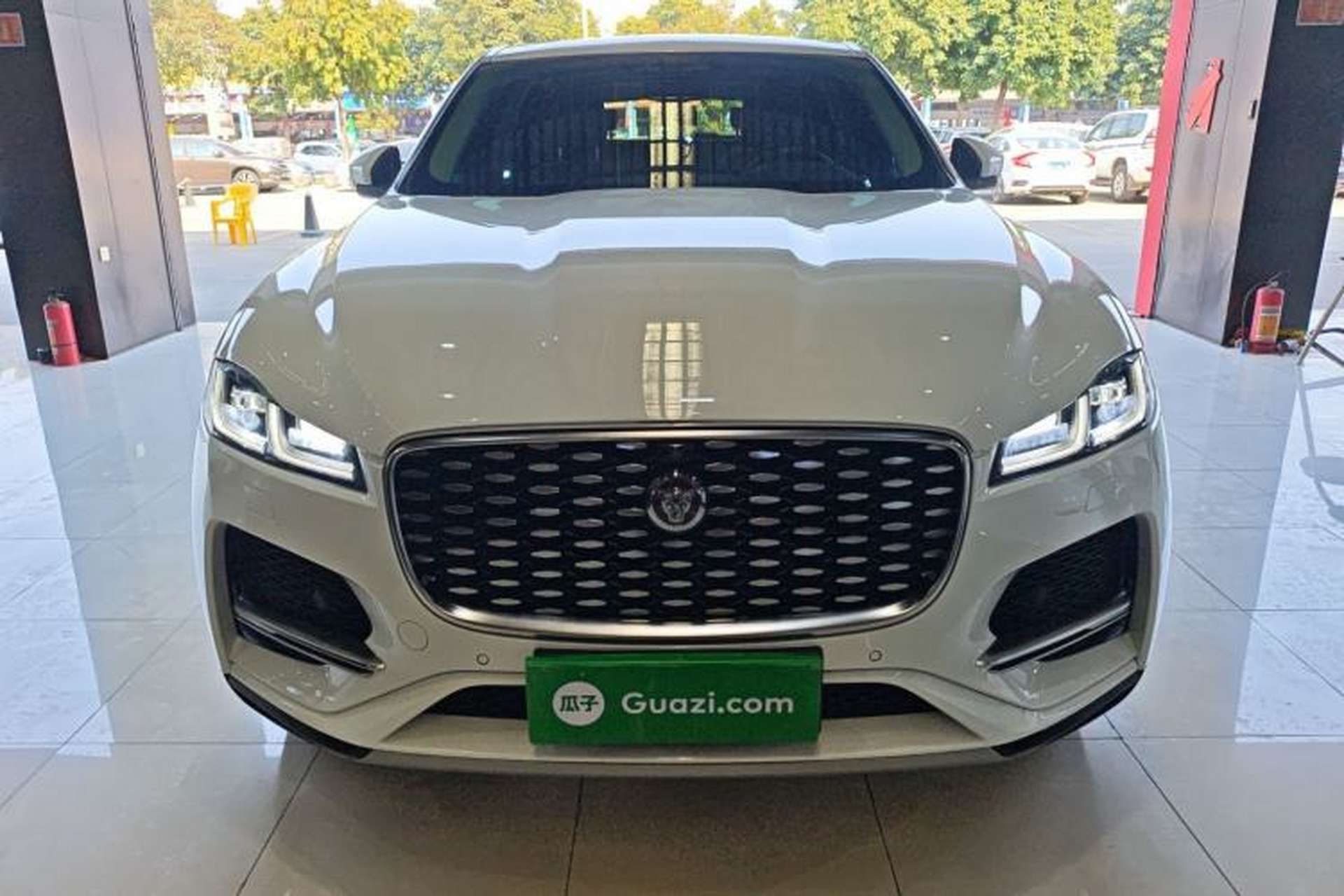 Used Jaguar F-PACE 2023 P250 HSE Front