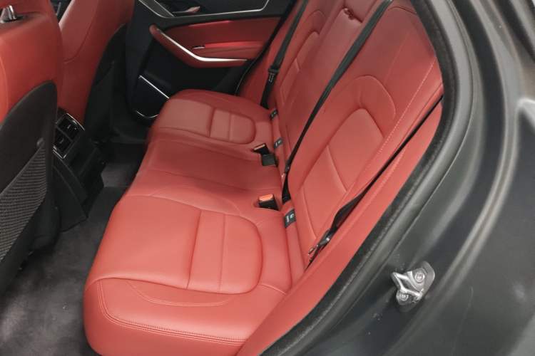 Used Jaguar F-PACE 2023 P250 R-Dynamic BLACK Left Rear Seat
