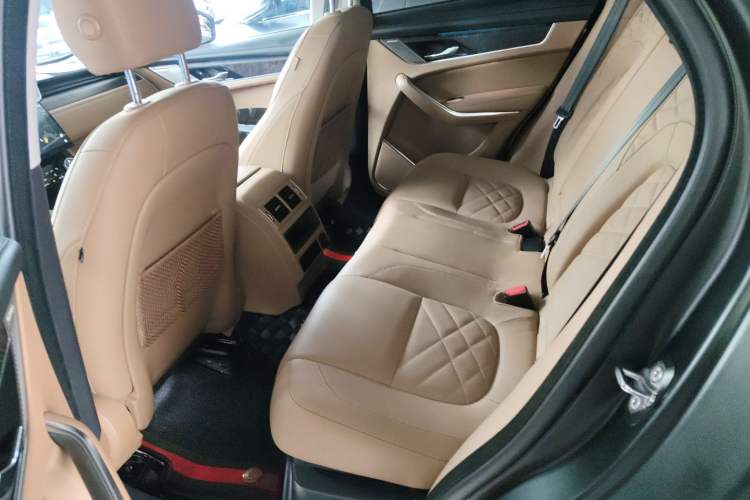 Used Jaguar F-PACE 2023 P250 HSE Left Rear Seat
