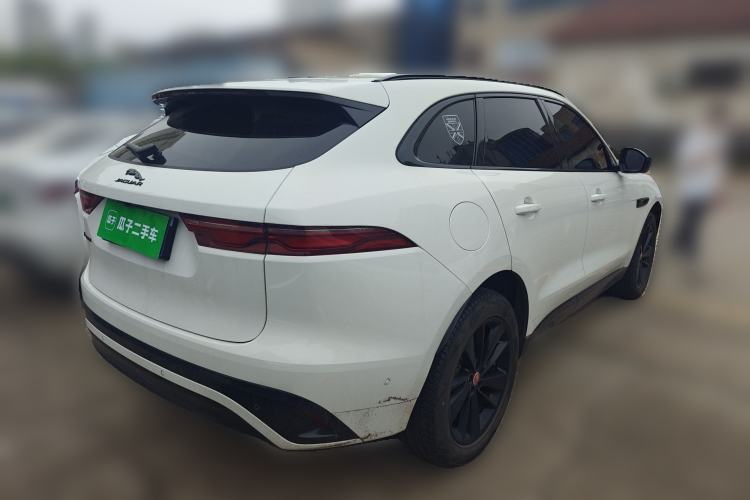 Used Jaguar F-PACE 2023 P250 R-Dynamic BLACK Rear Right 45 Deg