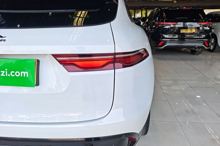 Used Jaguar F-PACE 2023 P250 HSE Right Rear Taillight