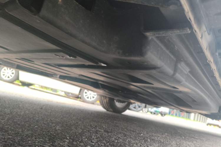 Used Jaguar F-PACE 2023 P250 HSE Chassis Front Left