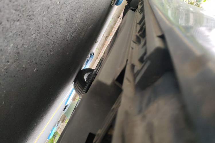 Used Jaguar F-PACE 2024 P250 R-Dynamic SE Chassis Front Right