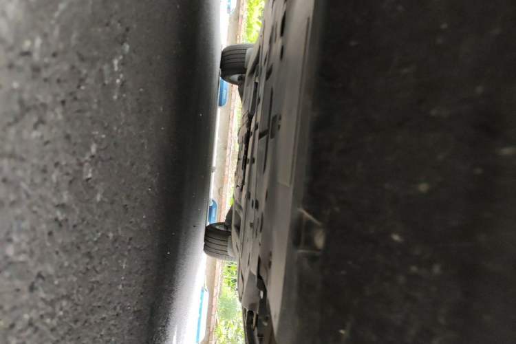 Used Jaguar F-PACE 2024 P250 R-Dynamic SE Chassis Front