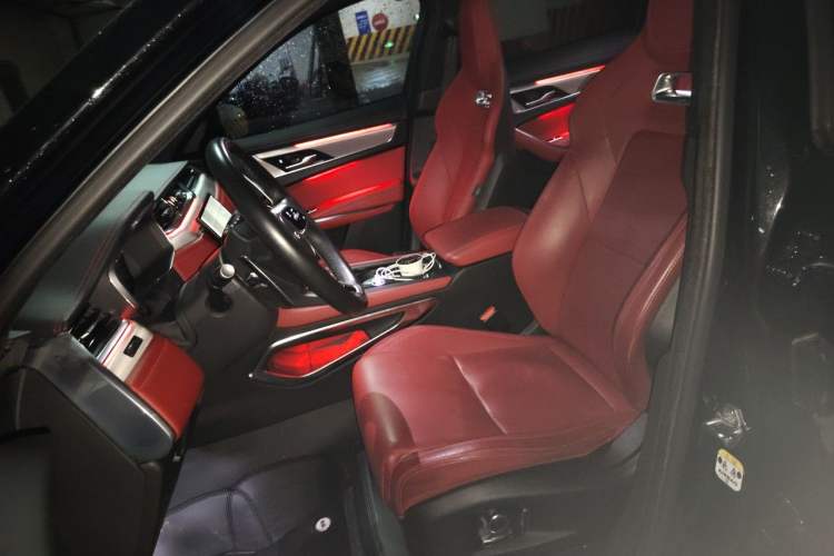 Used Jaguar F-PACE 2024 P250 R-Dynamic S Left Front Seat