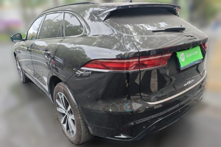 Used Jaguar F-PACE 2024 P250 R-Dynamic SE Rear Left 45 Deg