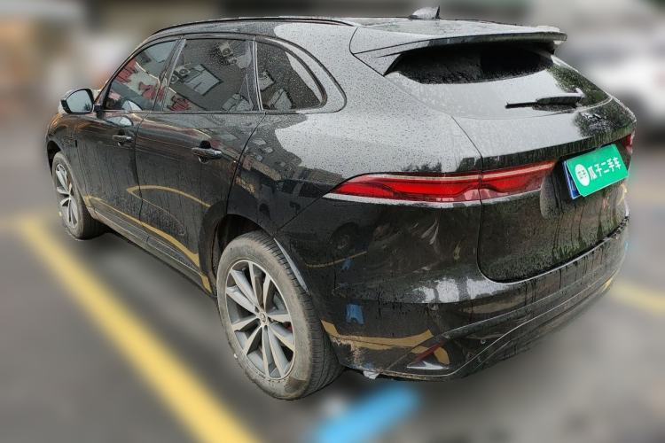 Used Jaguar F-PACE 2024 P250 R-Dynamic SE Rear Left 45 Deg