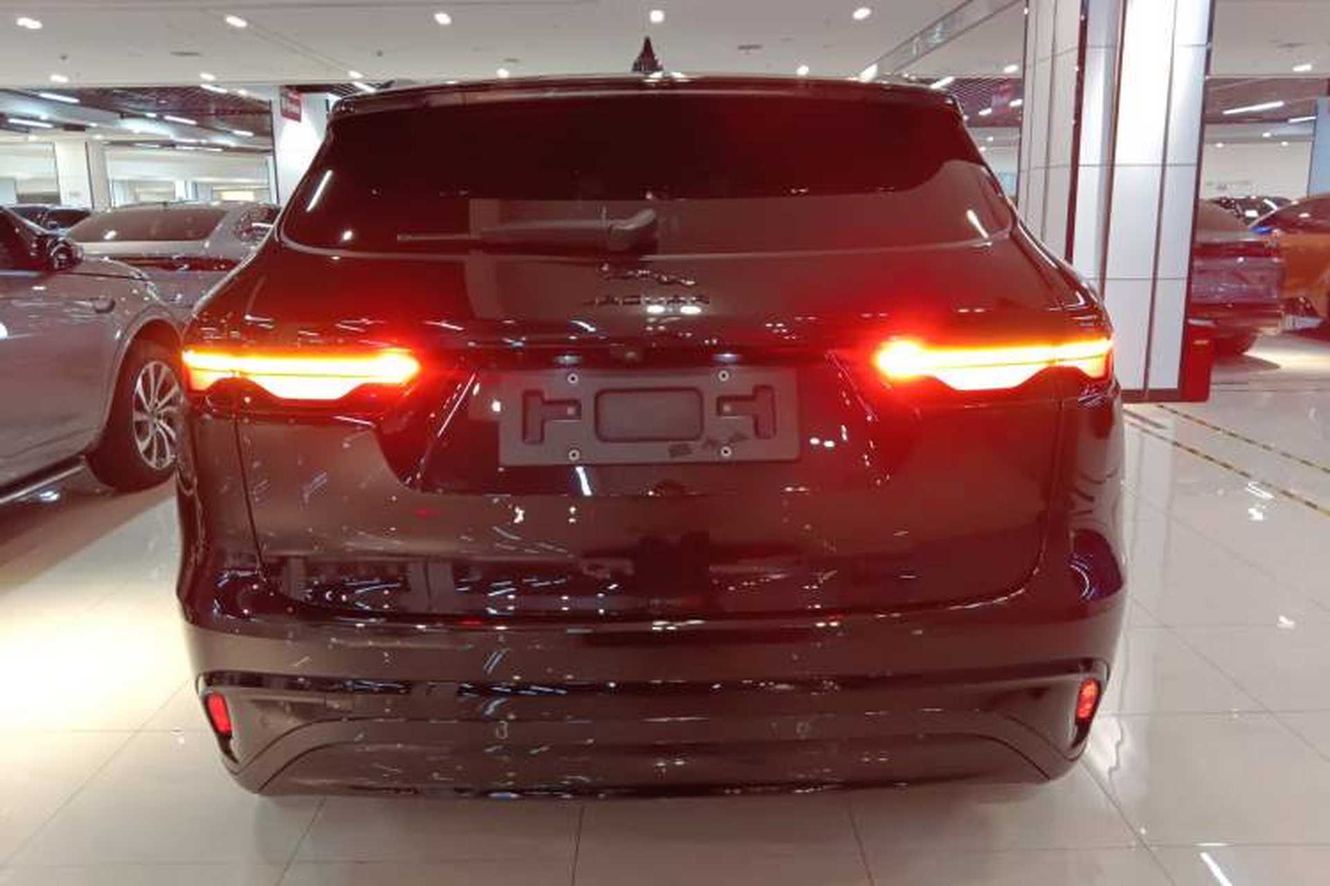 Used Jaguar F-PACE 2024 P250 R-Dynamic SE Rear