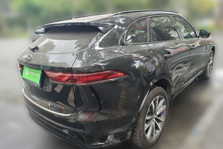 Used Jaguar F-PACE 2024 P250 R-Dynamic SE Rear Right 45 Deg