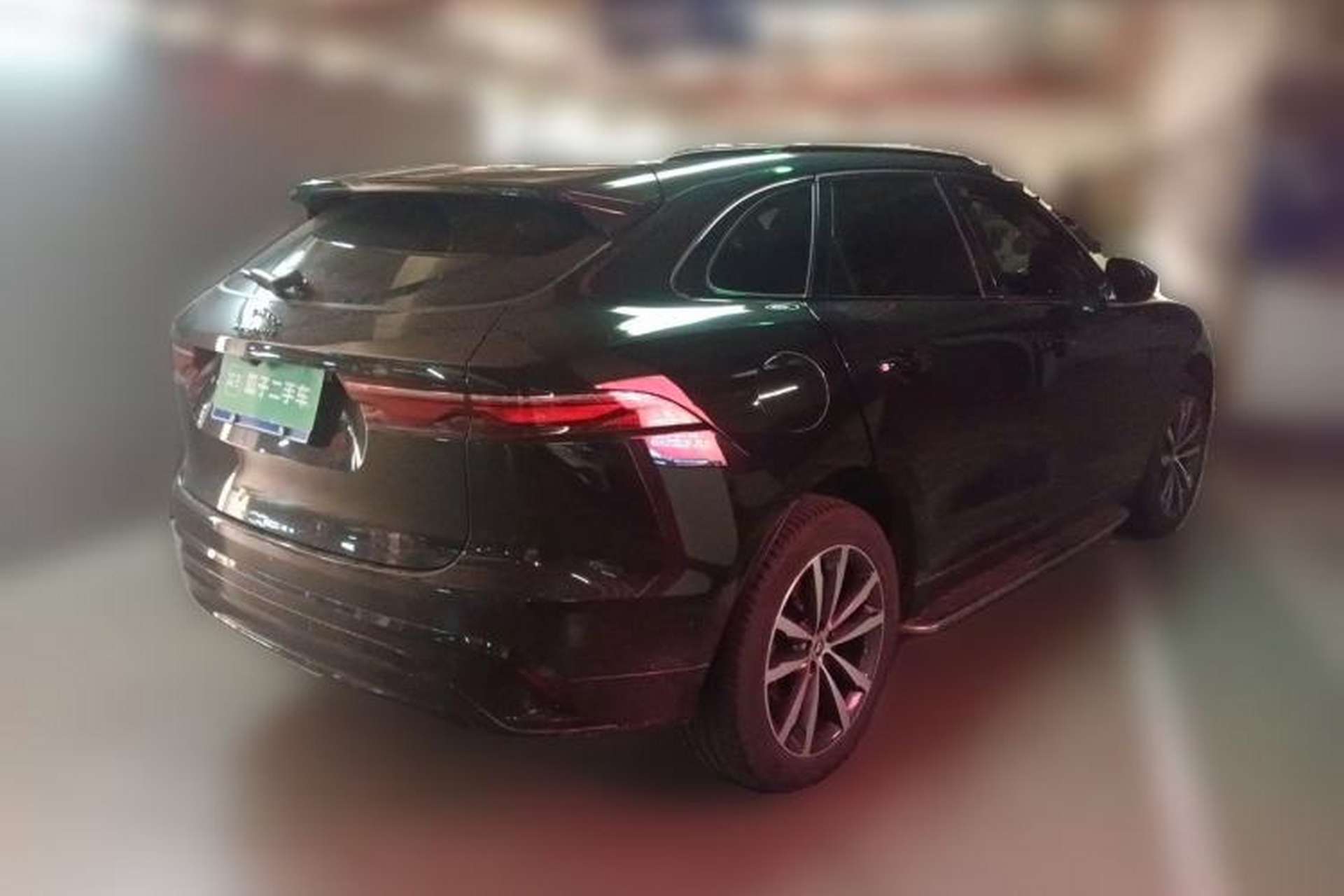 Used Jaguar F-PACE 2024 P250 R-Dynamic SE Rear Right 45 Deg