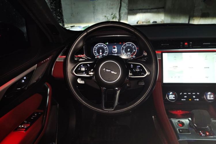 Used Jaguar F-PACE 2024 P250 R-Dynamic S Steering Wheel