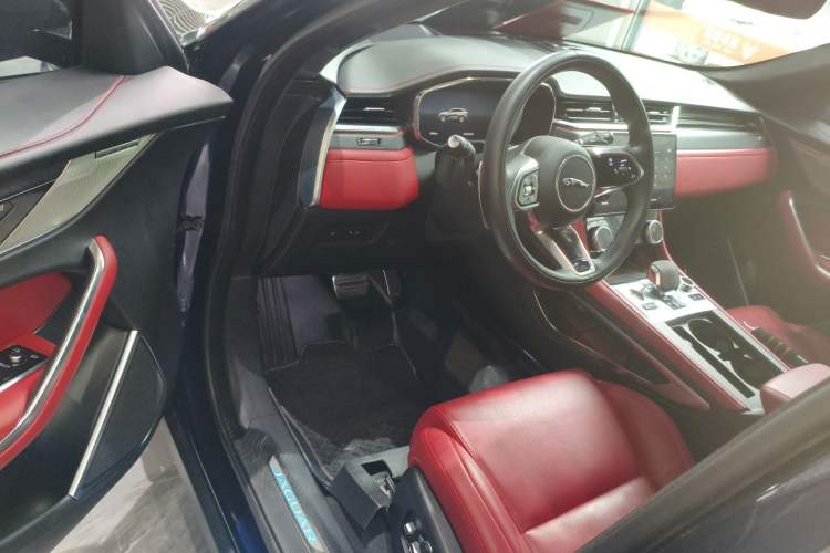 Used Jaguar F-PACE 2024 P250 R-Dynamic HSE Driver Seat