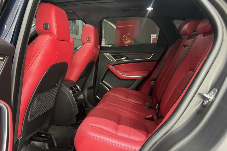 Used Jaguar F-PACE 2024 P250 R-Dynamic HSE Interior 2