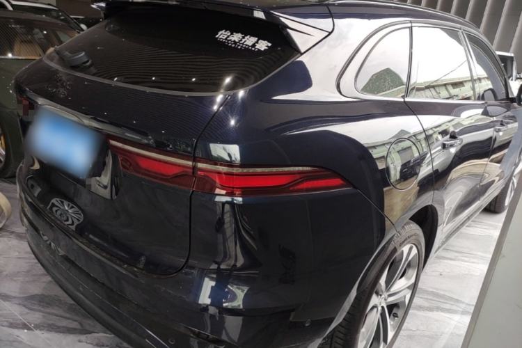 Used Jaguar F-PACE 2024 P250 R-Dynamic HSE Rear Right 45 Deg
