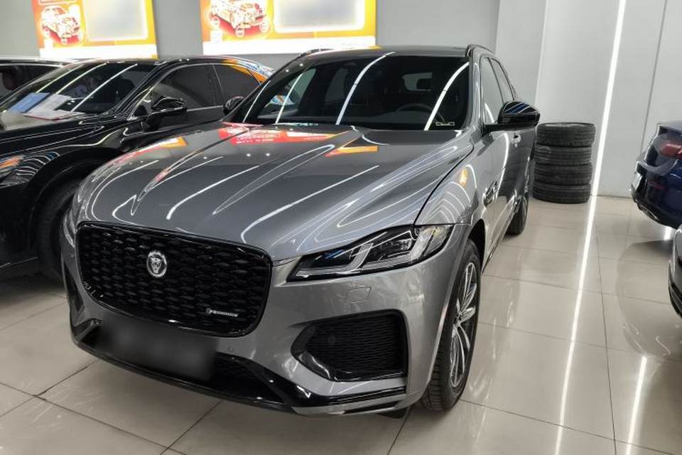 Jaguar F-PACE 2024