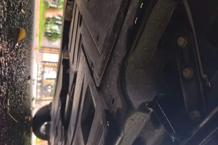 Used Jaguar F-PACE 2024 P250 R-Dynamic SE Chassis Front Left