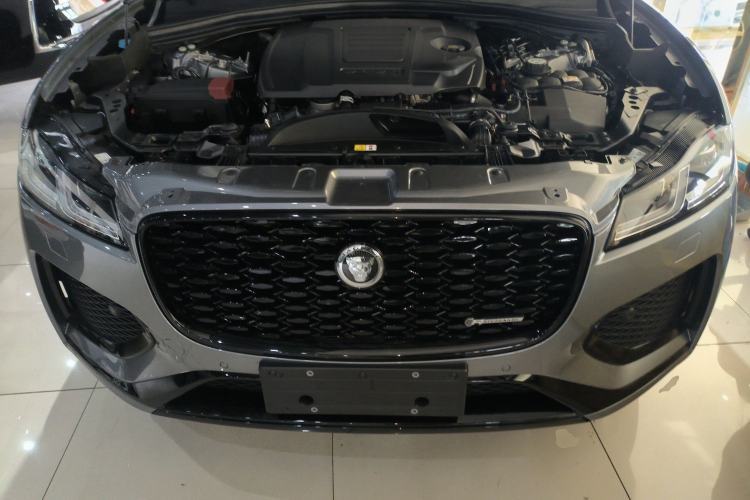 Used Jaguar F-PACE 2024 P250 R-Dynamic SE Engine Bay