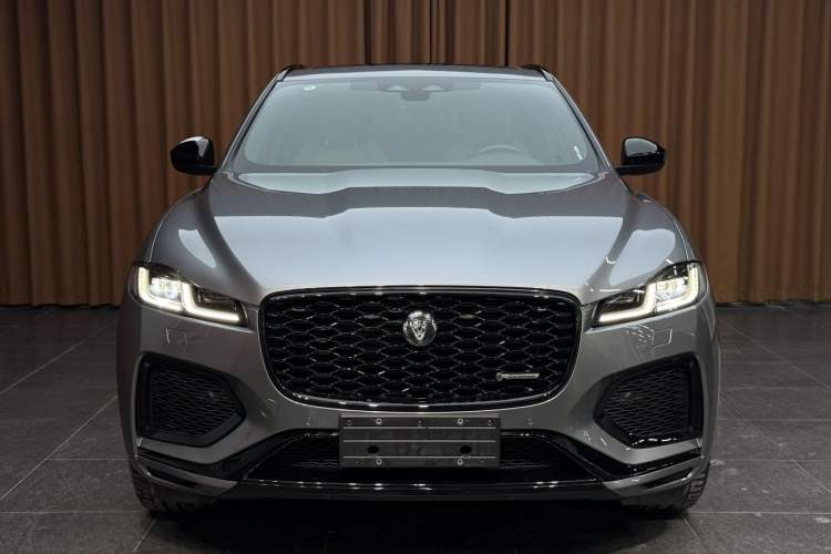Used Jaguar F-PACE 2024 P250 R-Dynamic SE Exterior 1