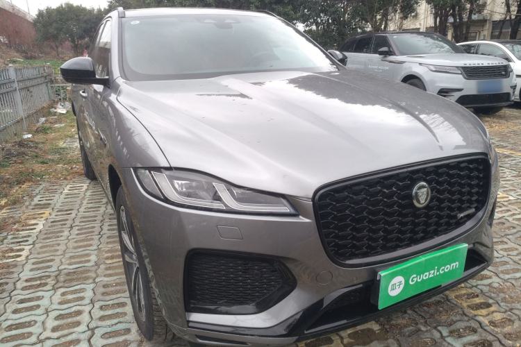 Used Jaguar F-PACE 2024 P250 R-Dynamic SE Exterior 2