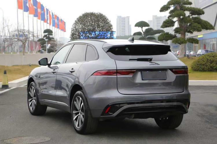 Used Jaguar F-PACE 2024 P250 R-Dynamic SE Exterior 3
