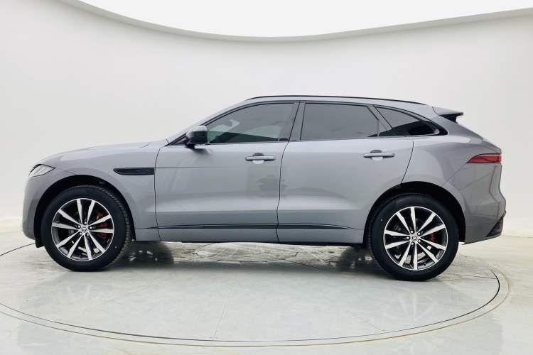 Used Jaguar F-PACE 2024 P250 R-Dynamic SE Exterior 4