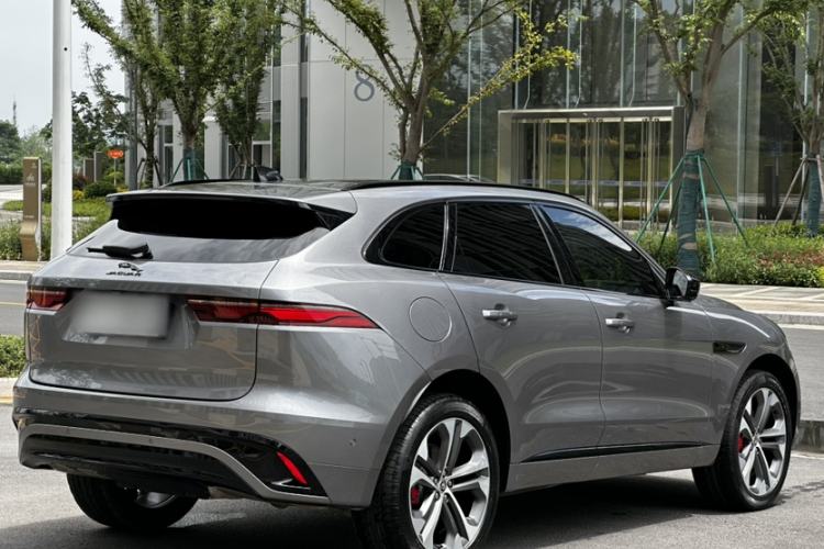 Used Jaguar F-PACE 2024 P250 R-Dynamic HSE Exterior 5