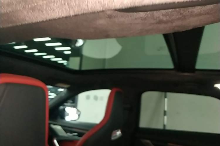 Used Jaguar F-PACE 2024 P250 R-Dynamic HSE Headliner
