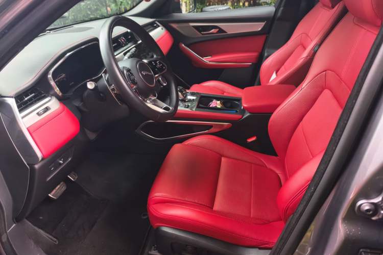 Used Jaguar F-PACE 2024 P250 R-Dynamic SE Left Front Seat