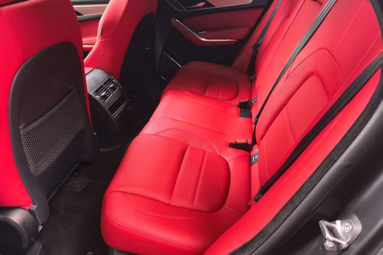 Used Jaguar F-PACE 2024 P250 R-Dynamic SE Left Rear Seat