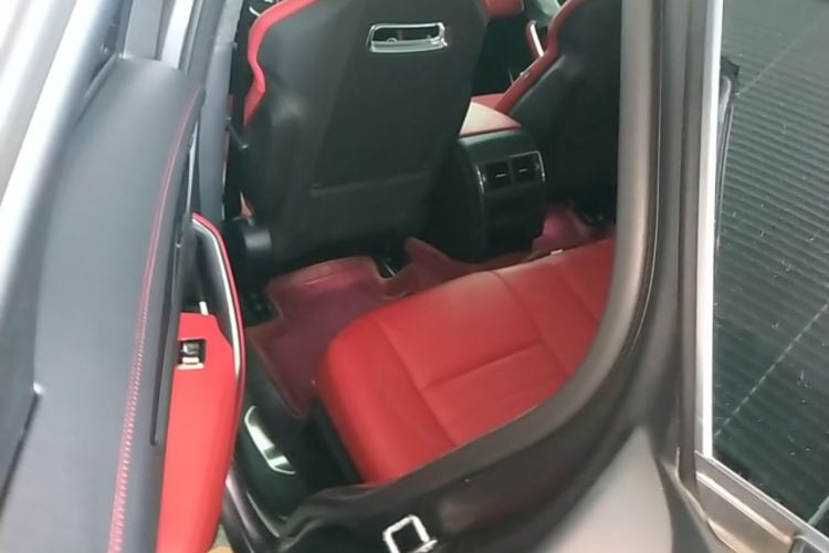 Used Jaguar F-PACE 2024 P250 R-Dynamic HSE Left Rear Seat