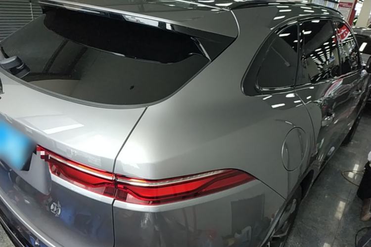 Used Jaguar F-PACE 2024 P250 R-Dynamic HSE Rear Right 45 Deg
