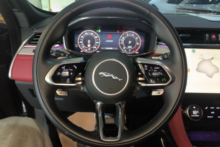 Used Jaguar F-PACE 2024 P250 R-Dynamic SE Steering Wheel