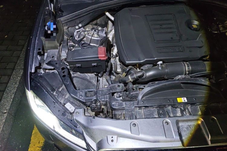Used Jaguar F-PACE 2024 P250 R-Dynamic SE Engine Bay Right