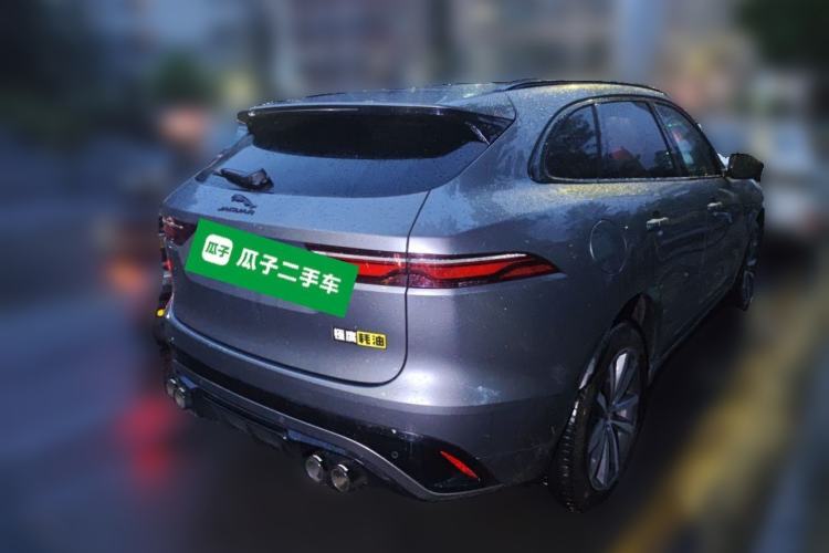 Used Jaguar F-PACE 2024 P250 R-Dynamic SE Rear Right 45 Deg
