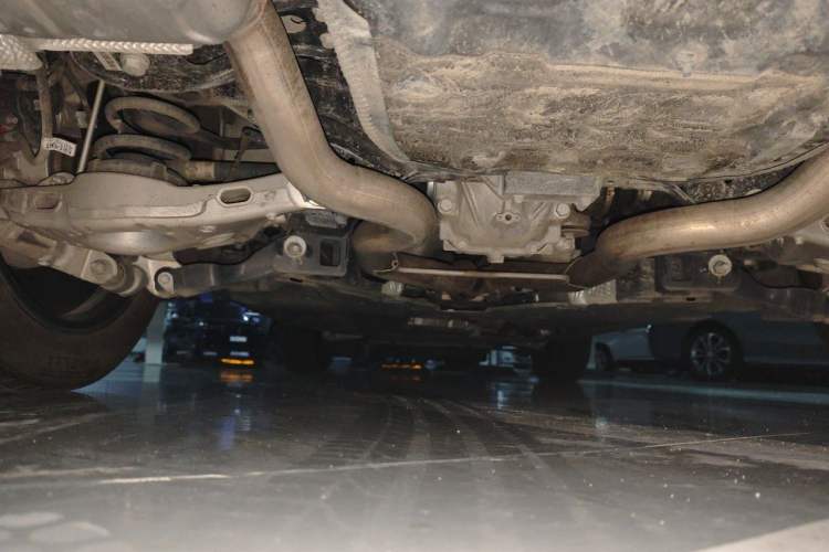 Used Jaguar F-PACE 2024 P250 R-Dynamic SE Chassis Rear