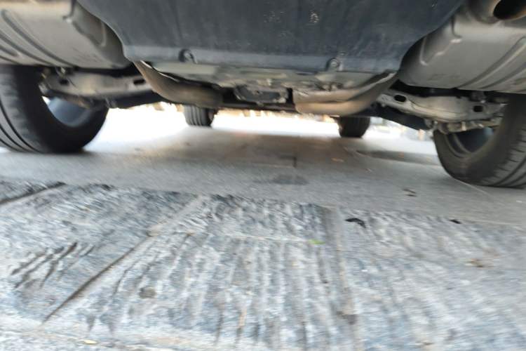 Used Jaguar F-PACE 2024 P250 R-Dynamic HSE Chassis Rear