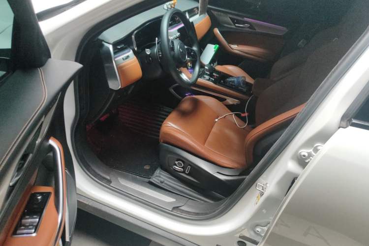 Used Jaguar F-PACE 2024 P250 R-Dynamic SE Driver Seat